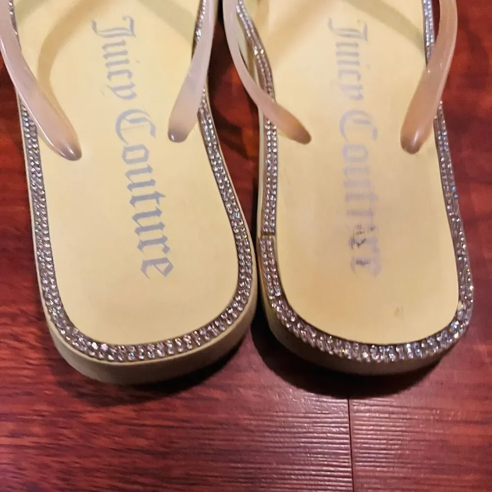 Juicy Couture Step into the sunshine Yellow flip flops 7 - Picture 6 of 12